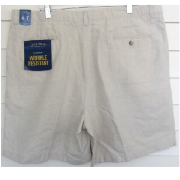 Charter Club Size 42 Wrinkle Resistant Double Pleated Linen Shorts NWT - Picture 2 of 2